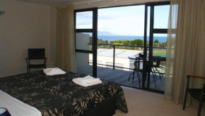 Отель Leigh Apartments  Ли